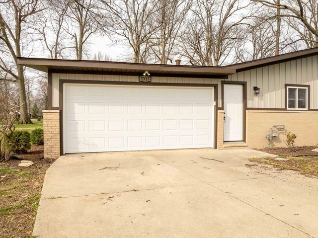2313 W Audubon Drive, Muncie, IN 47304