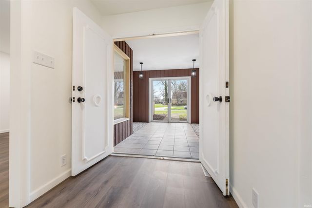2313 W Audubon Drive, Muncie, IN 47304