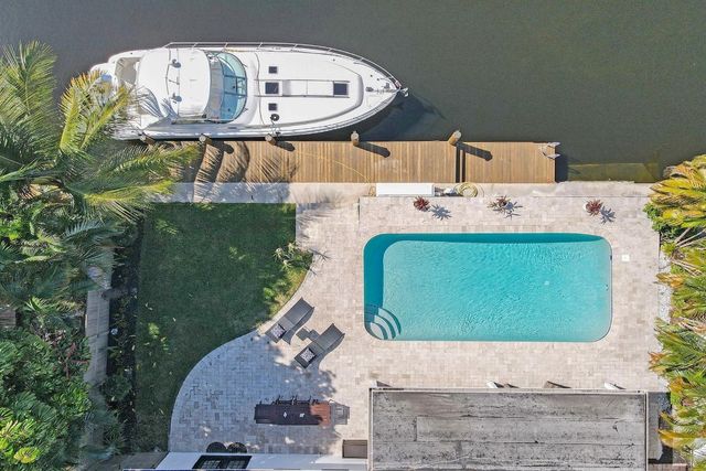 1701 SW 22nd Avenue, Fort Lauderdale, FL 33312