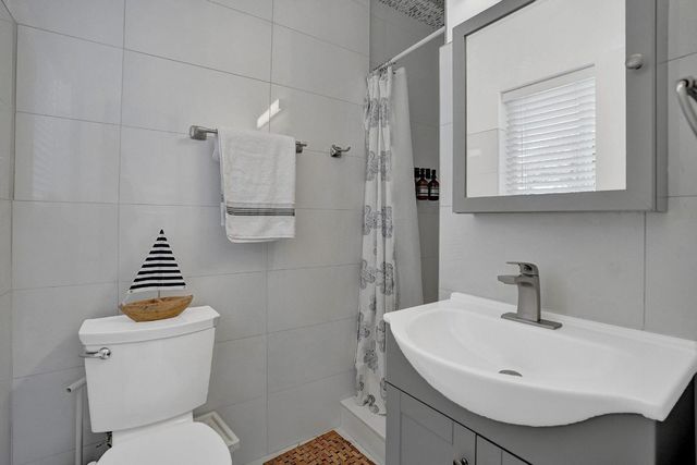 1701 SW 22nd Avenue, Fort Lauderdale, FL 33312