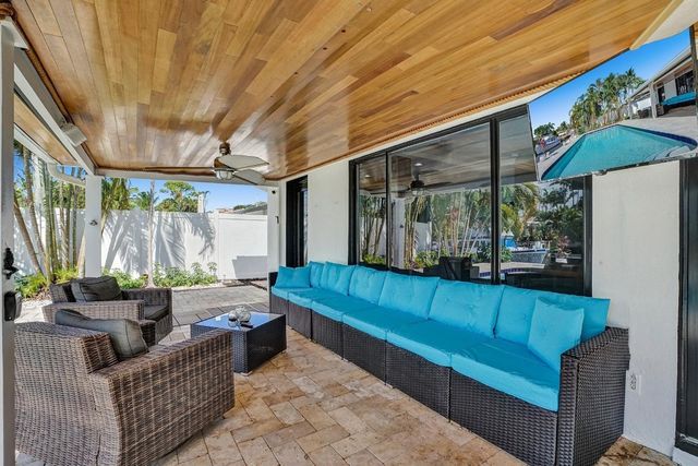 1701 SW 22nd Avenue, Fort Lauderdale, FL 33312