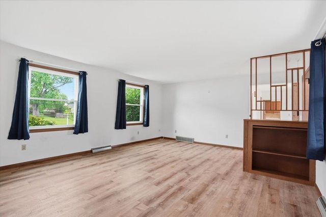 312 S Vine Street, Belleville, WI 53508