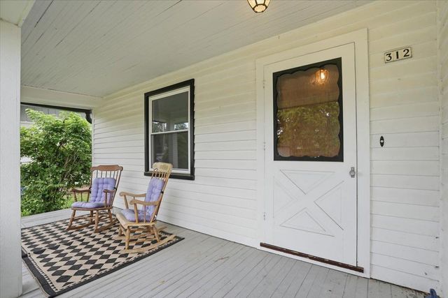 312 S Vine Street, Belleville, WI 53508