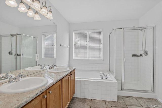 21823 E Oxford Place, Aurora, CO 80018