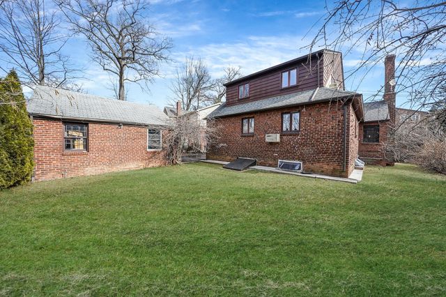 182-37 Radnor Road, Jamaica Estates, NY 11432