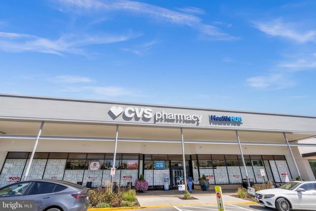 8710 YARMOUTH CT, Potomac, MD 20854