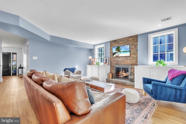 8710 YARMOUTH CT, Potomac, MD 20854