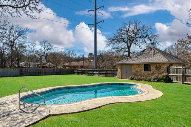 408 Moonlight Lane, Keller, TX 76248