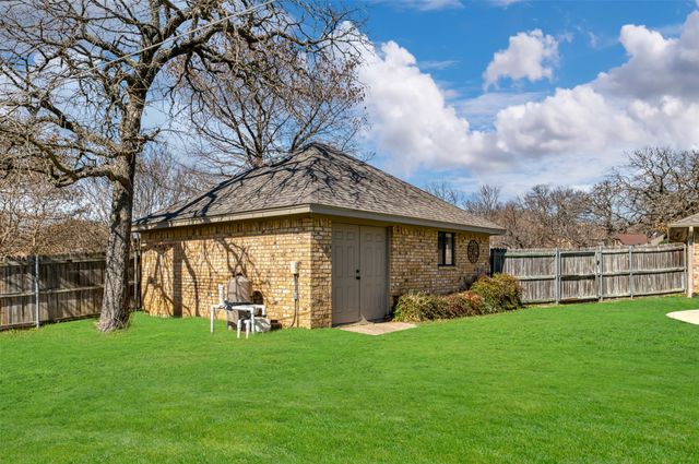 408 Moonlight Lane, Keller, TX 76248