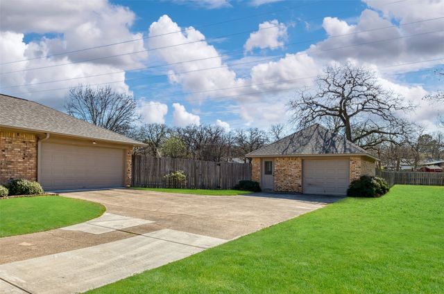 408 Moonlight Lane, Keller, TX 76248