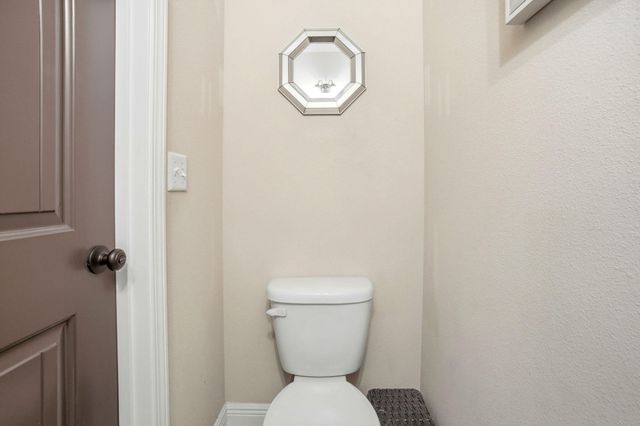 1758 Waterford Sound Boulevard, Gulf Breeze, FL 32563