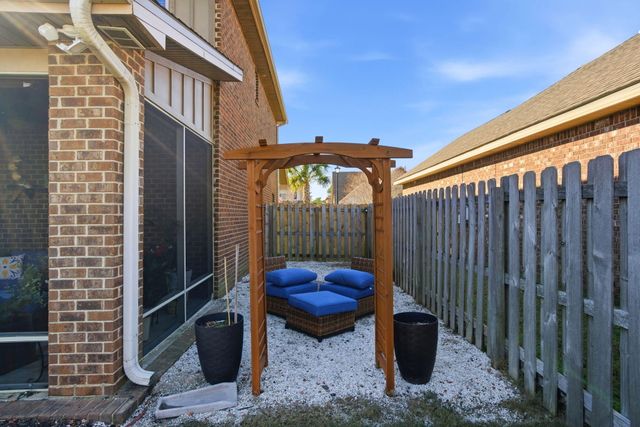 1758 Waterford Sound Boulevard, Gulf Breeze, FL 32563