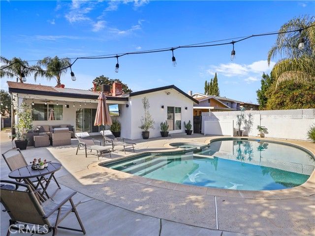 6900 Katherine Avenue, Van Nuys (los Angeles), CA 91405