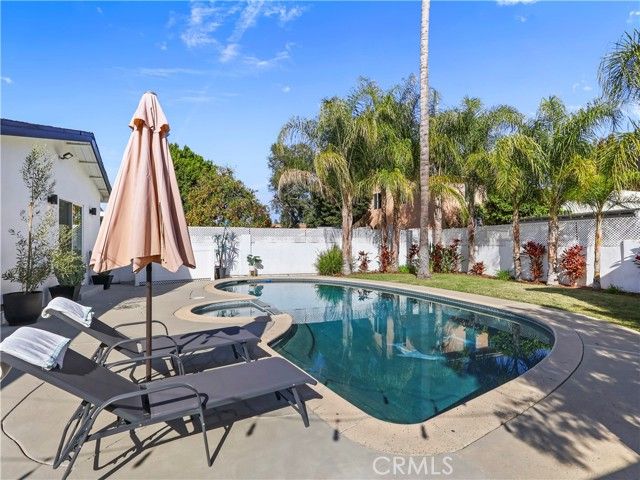 6900 Katherine Avenue, Van Nuys (los Angeles), CA 91405