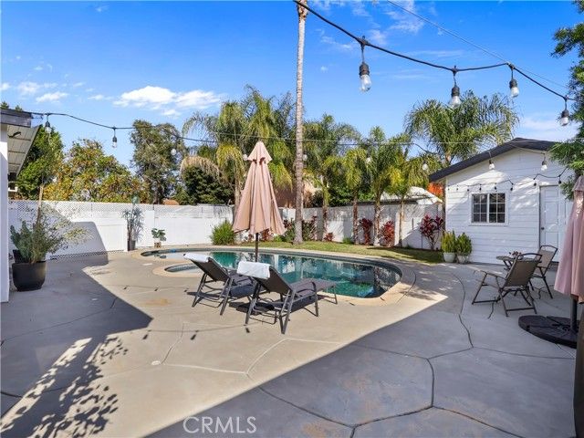 6900 Katherine Avenue, Van Nuys (los Angeles), CA 91405