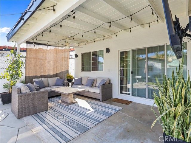 6900 Katherine Avenue, Van Nuys (los Angeles), CA 91405