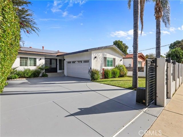 6900 Katherine Avenue, Van Nuys (los Angeles), CA 91405