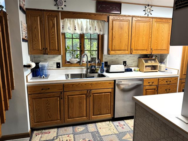 125 N Cedar Street, Evart, MI 49631