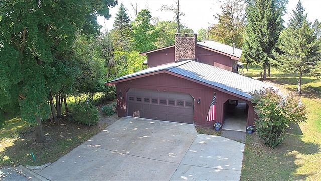 125 N Cedar Street, Evart, MI 49631