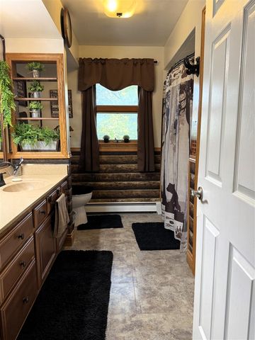 125 N Cedar Street, Evart, MI 49631