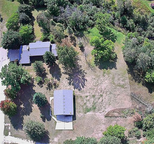 125 N Cedar Street, Evart, MI 49631