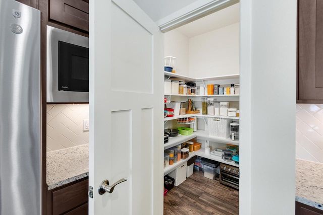 608 Burnt Sienna Drive, Middleton, WI 53562