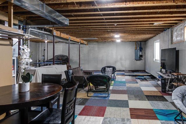 608 Burnt Sienna Drive, Middleton, WI 53562