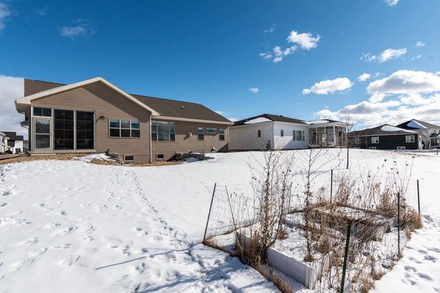 608 Burnt Sienna Drive, Middleton, WI 53562