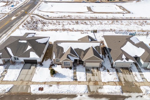 608 Burnt Sienna Drive, Middleton, WI 53562