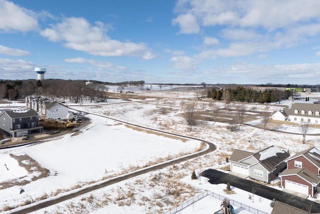 608 Burnt Sienna Drive, Middleton, WI 53562