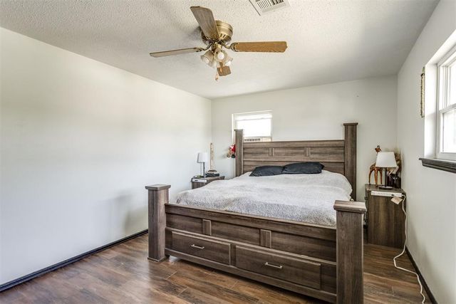 8809 S Kentucky Avenue, Oklahoma City, OK 73159