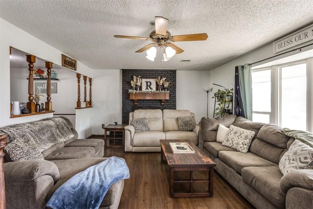 8809 S Kentucky Avenue, Oklahoma City, OK 73159