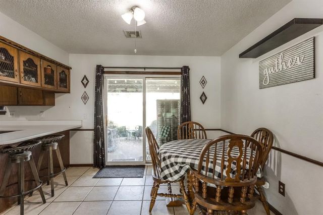 8809 S Kentucky Avenue, Oklahoma City, OK 73159