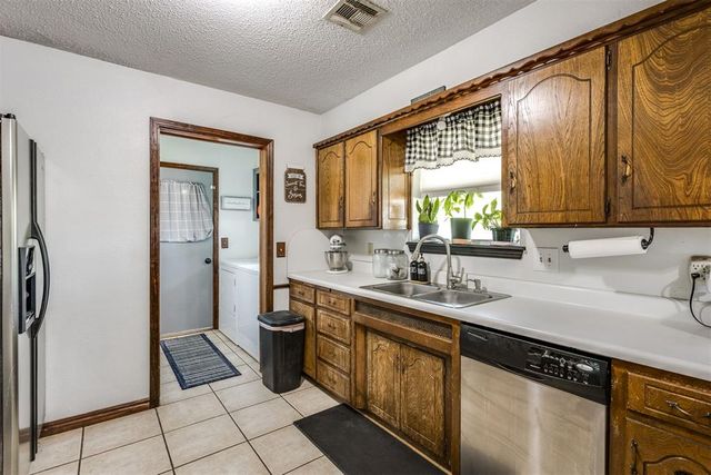 8809 S Kentucky Avenue, Oklahoma City, OK 73159