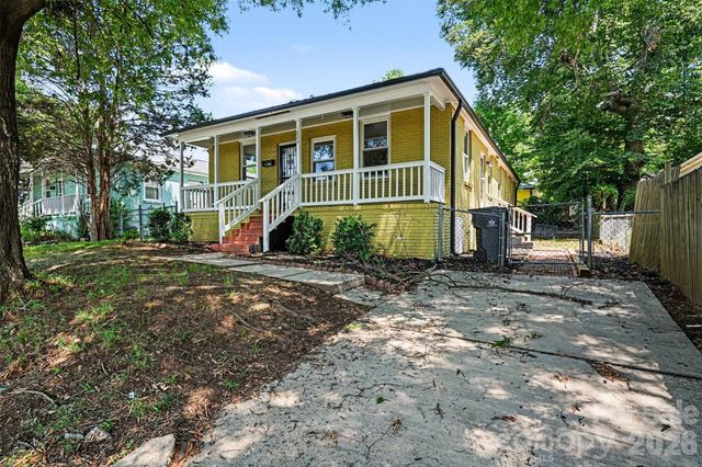 1820 Genesis Park Place, Charlotte, NC 28206