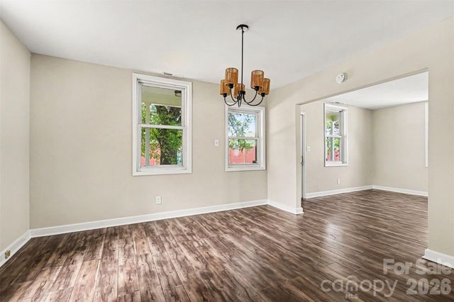 1820 Genesis Park Place, Charlotte, NC 28206