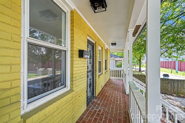 1820 Genesis Park Place, Charlotte, NC 28206