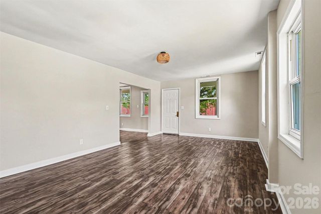1820 Genesis Park Place, Charlotte, NC 28206