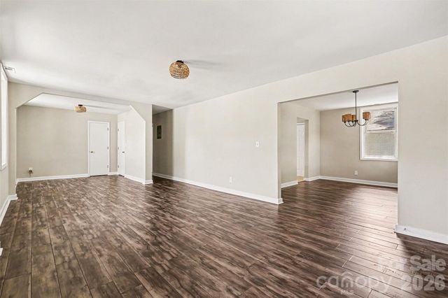 1820 Genesis Park Place, Charlotte, NC 28206