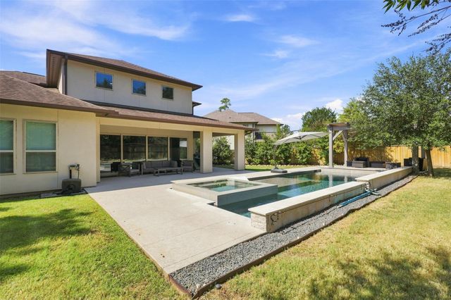 35 Gracenote Place, The Woodlands, TX 77375