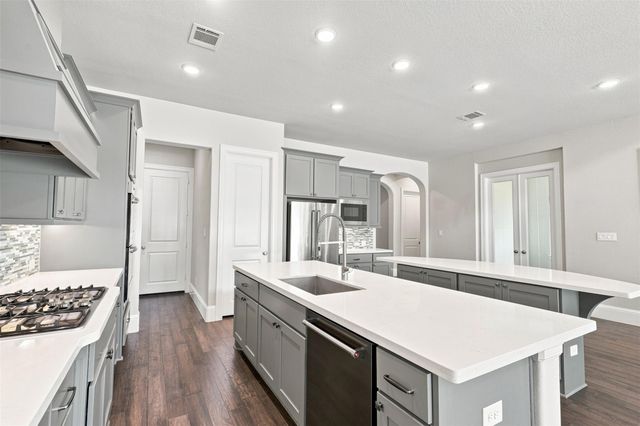 35 Gracenote Place, The Woodlands, TX 77375