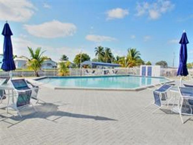 8305 NW 61st Street C209, Tamarac, FL 33321