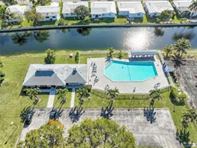 8305 NW 61st Street C209, Tamarac, FL 33321