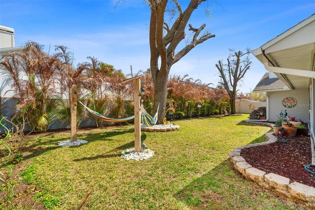 2715 BERRYKNOLL PLACE, Valrico, FL 33596