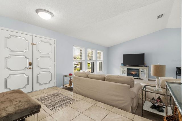 2715 BERRYKNOLL PLACE, Valrico, FL 33596