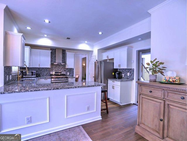 355 Wesfork Way, Suwanee, GA 30024