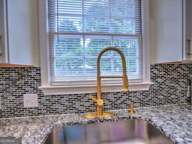 355 Wesfork Way, Suwanee, GA 30024
