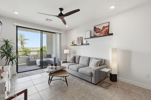 2511 W QUEEN CREEK Road 201, Chandler, AZ 85248