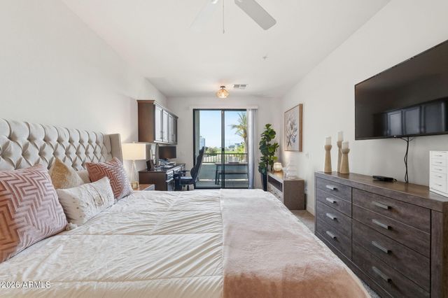 2511 W QUEEN CREEK Road 201, Chandler, AZ 85248
