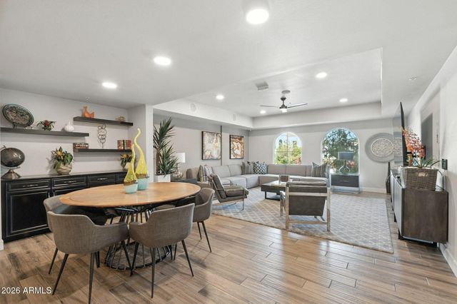 2511 W QUEEN CREEK Road 201, Chandler, AZ 85248